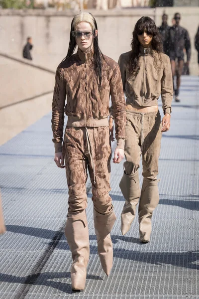 Look 56